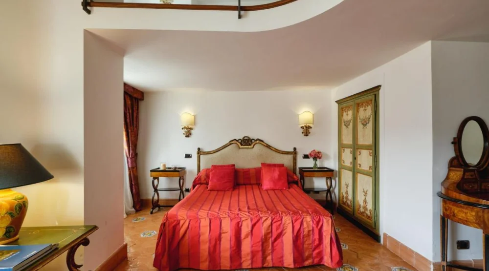 Family Room (4 Adults) Split Level at Botanico San Lazzaro