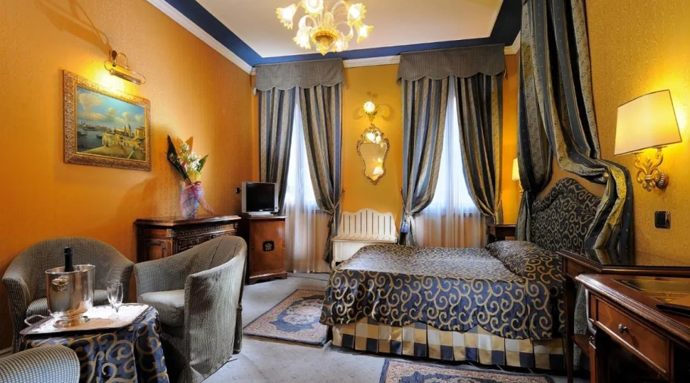 Classic Double Or Twin Room at Ca Dei Conti Hotel