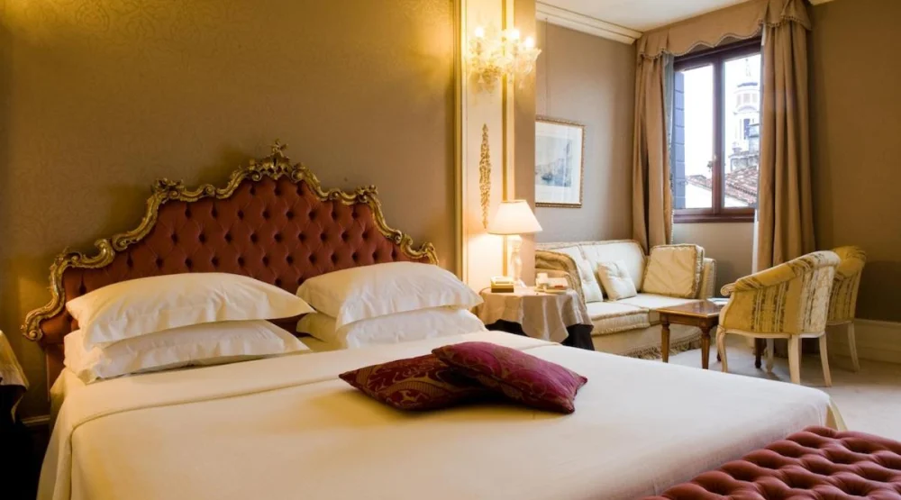 Deluxe Double Room at Ca Sagredo Hotel