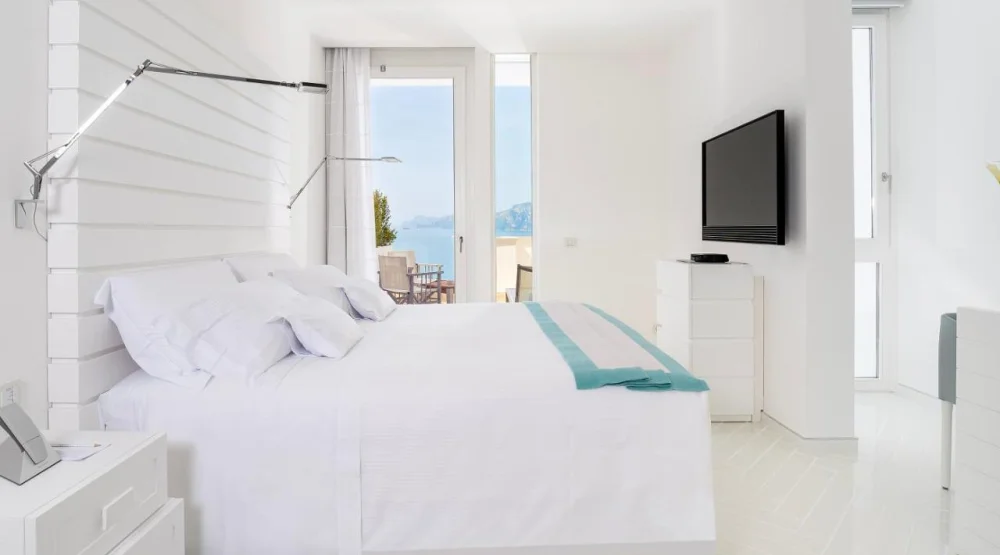 Premier Double Or Twin Room with Sea View at Casa Angelina