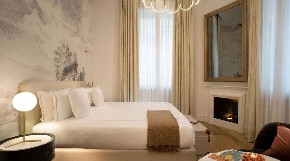 Deluxe Suite with Spa Bath at Elizabeth Unique Hotel Rome