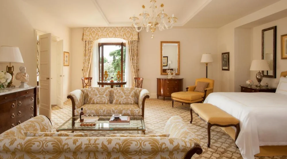 Deluxe Executive Suite with King Bed at Four Seasons Hotel Firenze