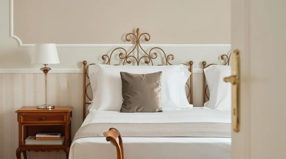 Deluxe Suite with Balcony and Sea View at Grand Miramare Hotel