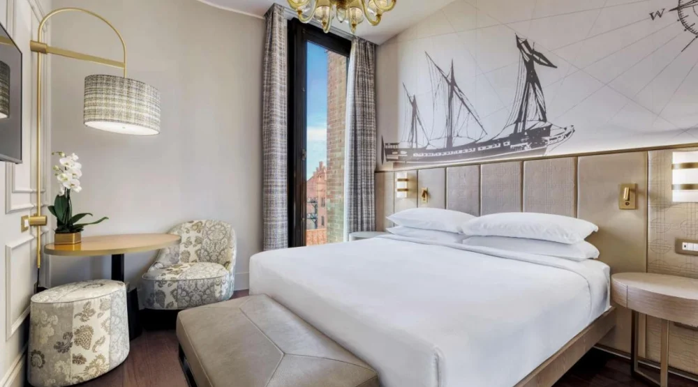 Junior Suite at Hilton Molino Stucky Hotel