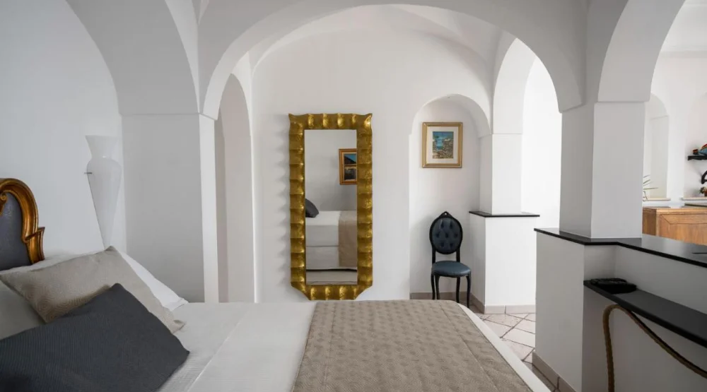 Junior Suite with Sea View at Hotel Eden Roc Positano