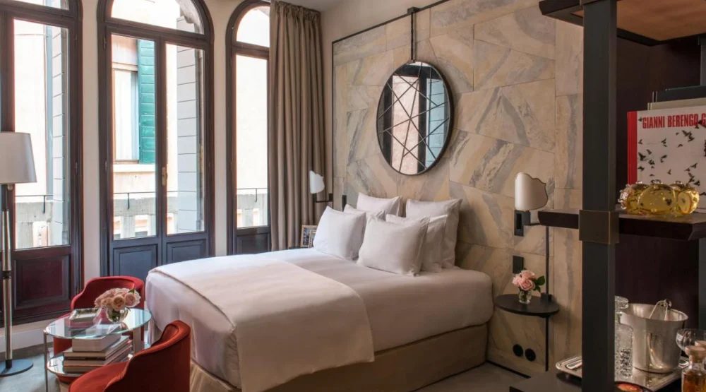 Connecting Rooms at Nolinski Venezia, Evok Collection