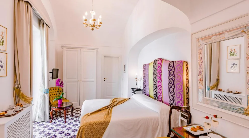 Superior Suite with Sea View at Palazzo Pascal