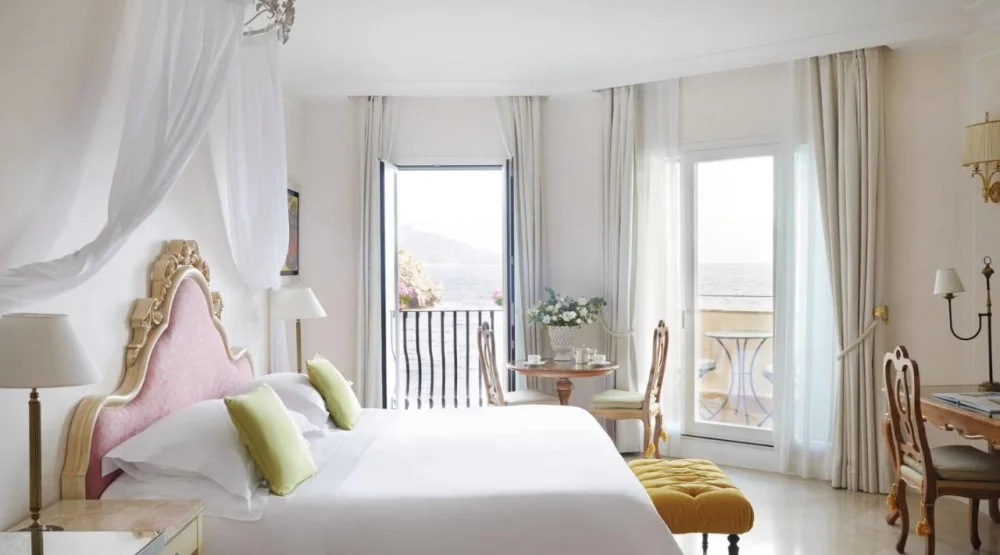 Superior Junior Suite with Sea View and Balcony at Villa Sant'Andrea, A Belmond Hotel