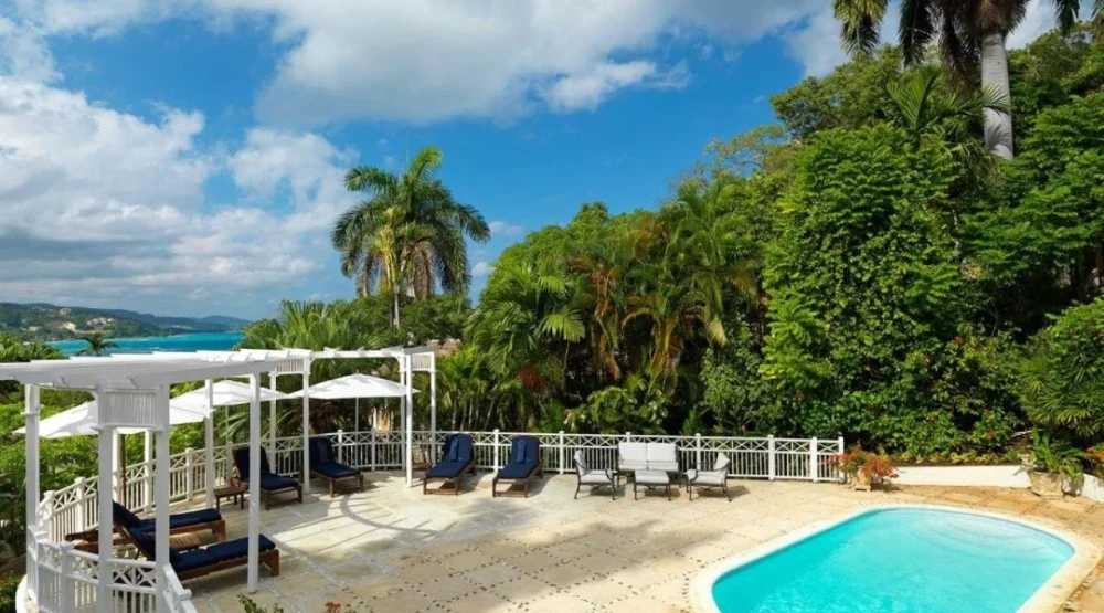 Five Bedroom Classic Villa Private Pool at Round Hill Hotel & Villas