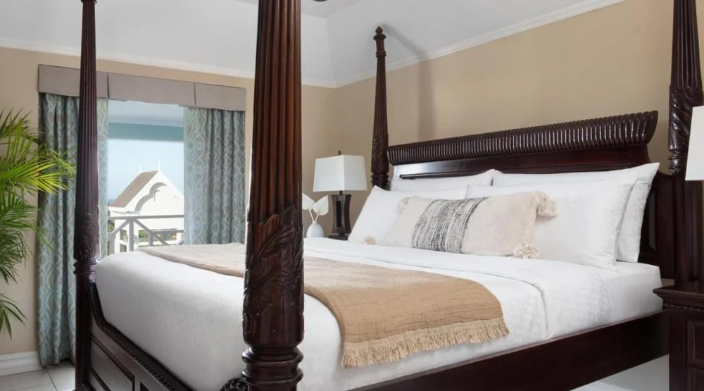 Great House Ocean View Room (mo) at Sandals Ochi