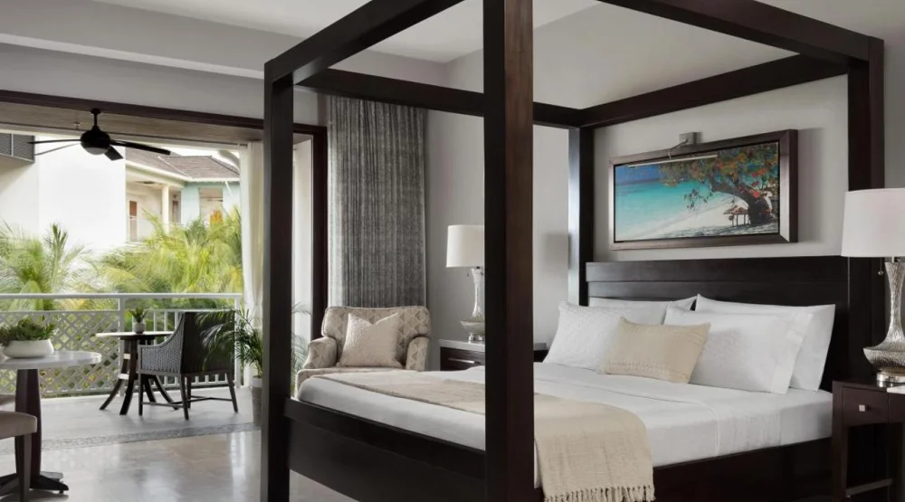 Romeo & Juliet Butler Suite W Balcony at Sandals Royal Caribbean