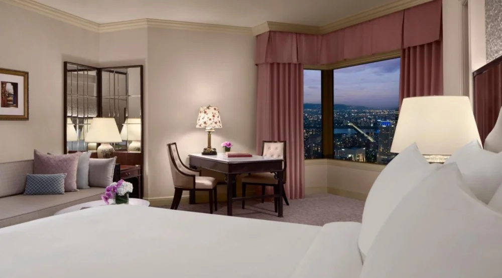 Club Junior Suite, Club Level, Junior Suite, One King at The Ritz-Carlton Osaka