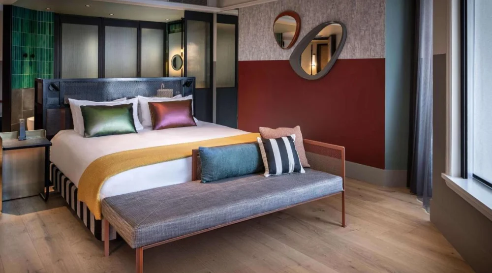 Junior Suite at QT Auckland