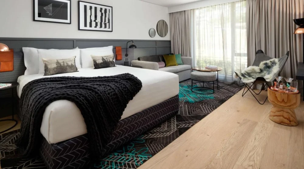 Qt King at QT Queenstown