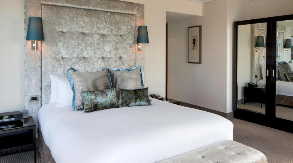 Superior King Room at Sofitel Auckland Viaduct Harbour