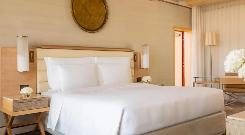 Four Bedroom Ocean Villa with Garden and Pool at Jumeirah Muscat Bay