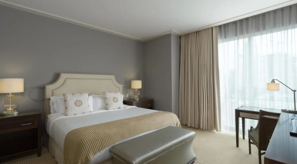 Tower Superior, One King Bed Suite, Kitchen at Bristol Panama